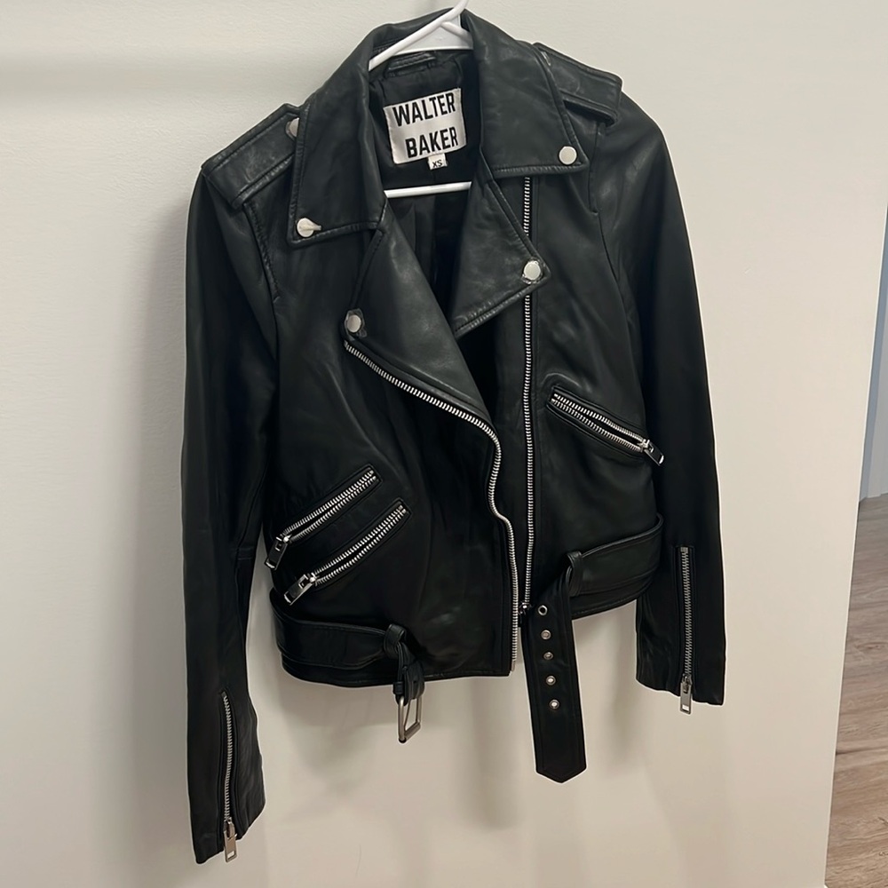 Walter Baker black leather jacket XS, only worn 1 time, like new